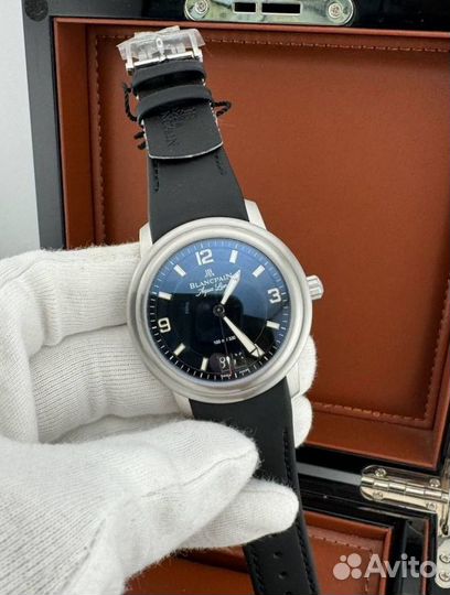 Часы мужские Iwc c гарантией год