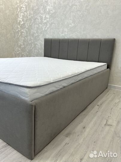 Кровать 160*200 без ножек светло-серого цвета