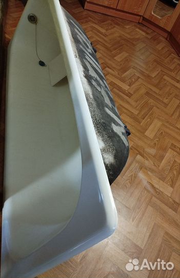 Ванна чугунная