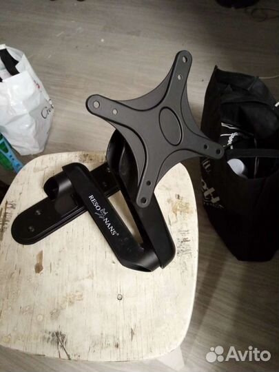 Кронштейн для телевизора, поворотный