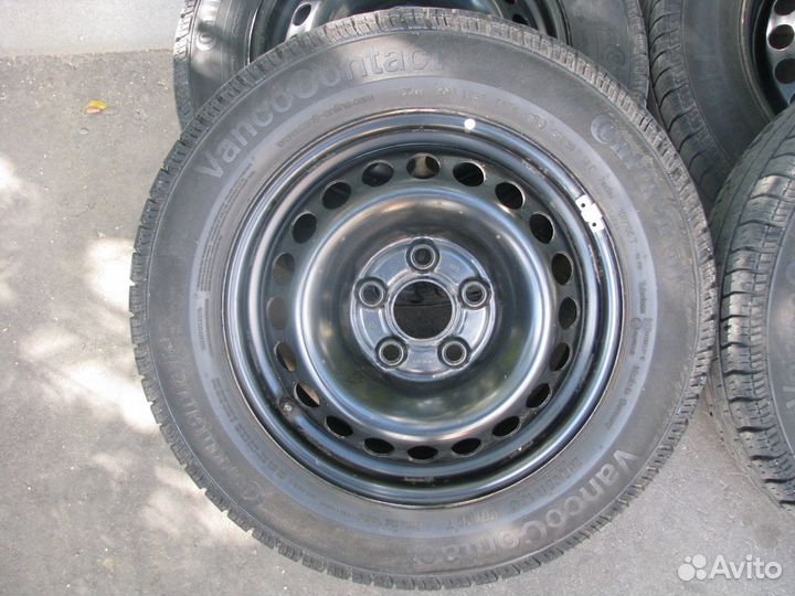 R16 Continental Vanco Four Season 205/65, PCD 5x120 DIA 65