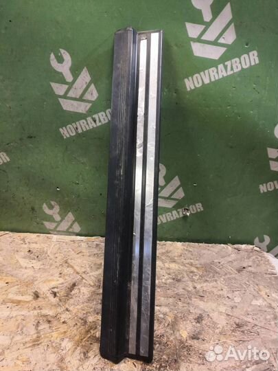 Накладка порога (внутренняя) Мерседес Бенз 210 Е