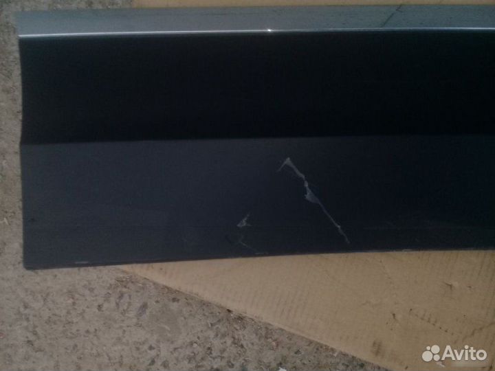 Молдинг двери задний правый Volkswagen Tiguan 2