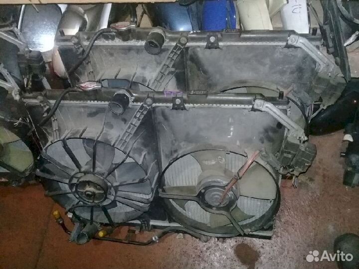 Радиатор охлаждения Honda Odyssey RA5