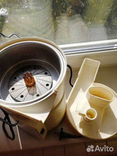 Соковыжималка Росинка свсп-202