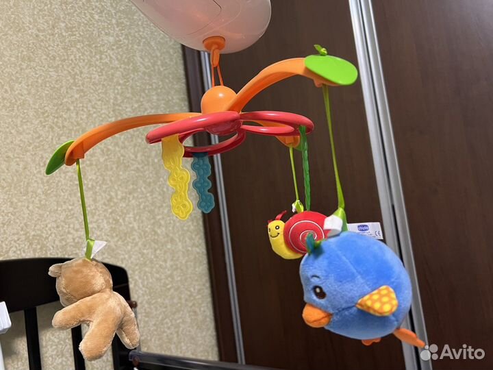 Мобиль на кроватку chicco