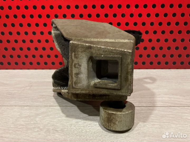 Кронштейн двигателя Bmw X3 G01 2018