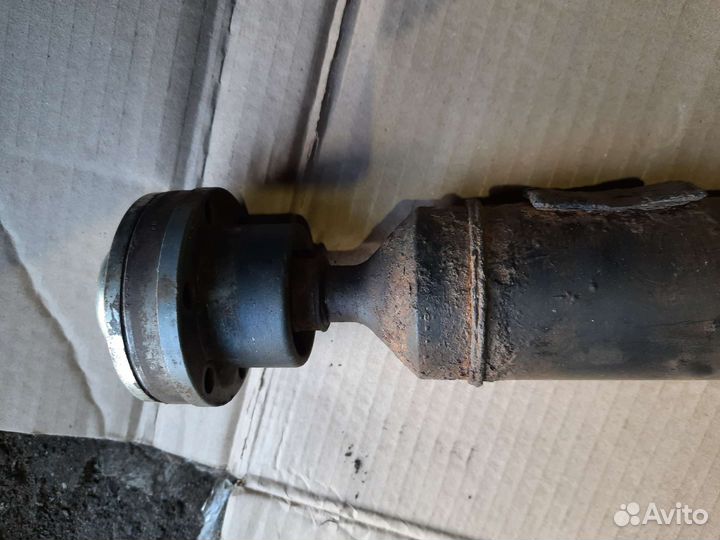 Карданный вал Вольво XC 90