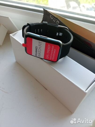 Часы huawei watch fit