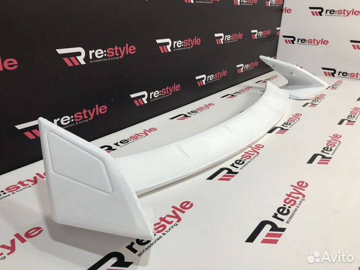 Спойлер Toyota Prius 30 Белый 040