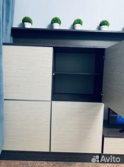 Стенка в гостиную