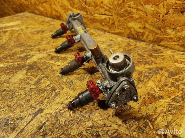 Топливная рампа Mercedes W202