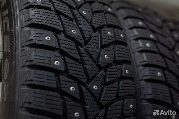 Dunlop SP Winter Ice 02 235/55 R17 103T