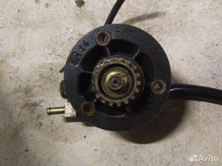 Вакуумный насос Nissan Almera