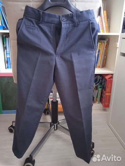 Школьный костюм 122р