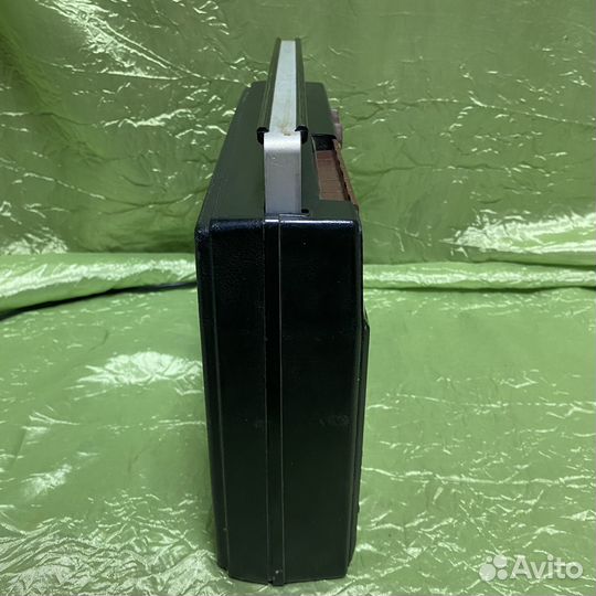 Магнитофон электроника М 302 - 3 (сзр)