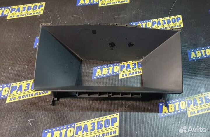 Накладка декоративная Opel Astra