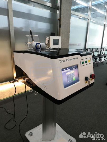 Диодный лазер удаление кровеносных сосудов мощный