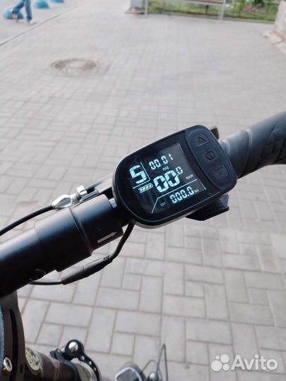 Самокат взрослый электрический бу