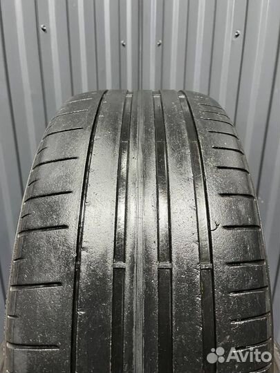 Pirelli P Zero 255/35 R21 98Y