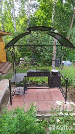 Мангал кованый с крышей