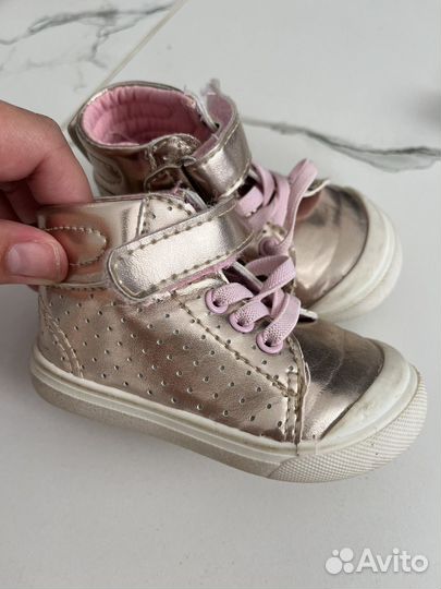 Вещи пакетом на девочку 74-80 +комбинезон