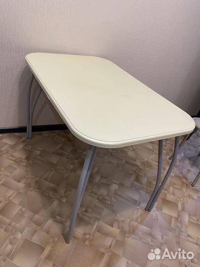 Кухонный стол бу