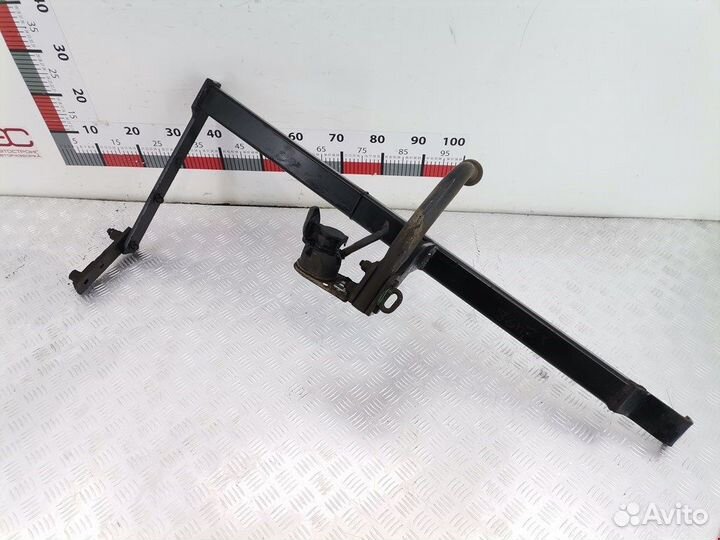 Фаркоп (прицепное устройство) для Ford Focus 1