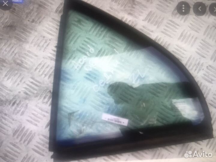 Стекло форточка задней двери Honda Accord 7