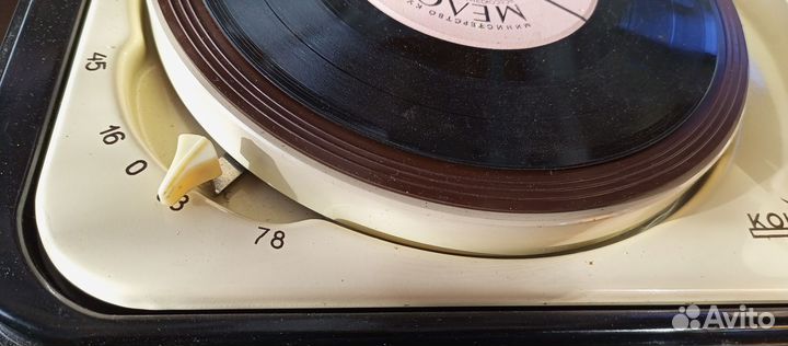 Проигрыватель винила концертный