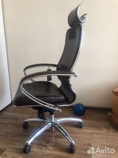 Компьютерное кресло