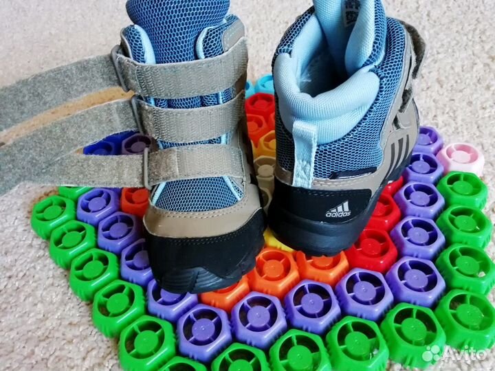 Ботинки Adidas оригинал 22-23
