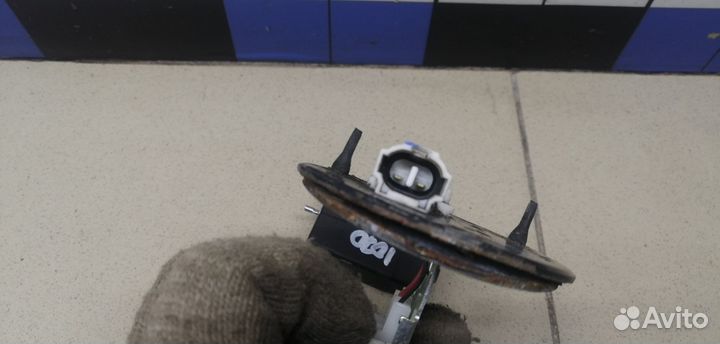 Датчик уровня топлива RAV 4 2013