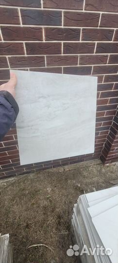 Плитка напольная бу