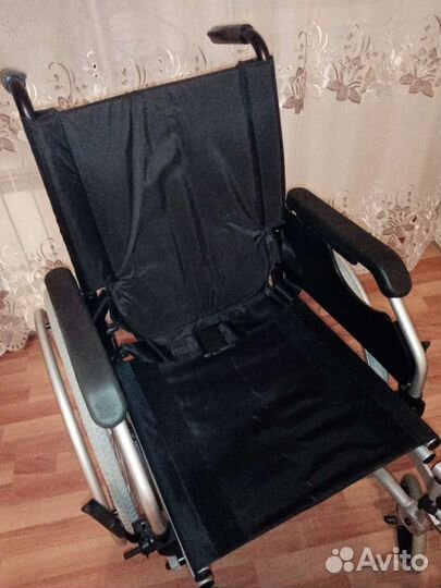 Коляска инвалидная новая