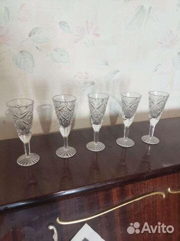 Хрустальные рюмки на ножке винтаж(цена за набор)