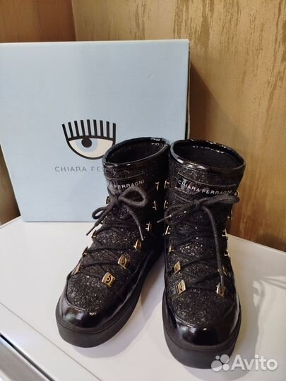 Chiara Ferragini Угги женские, р. 40