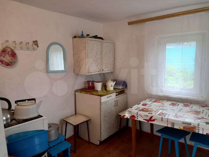 3-к. квартира, 42 м², 1/1 эт.