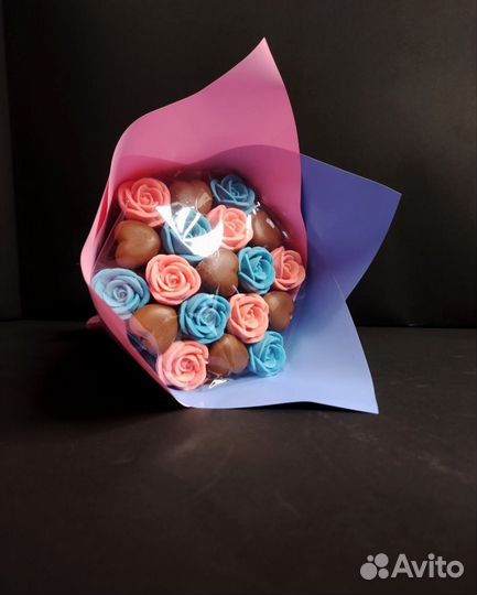Букет Шоколадный Микс из Роз и Сердец