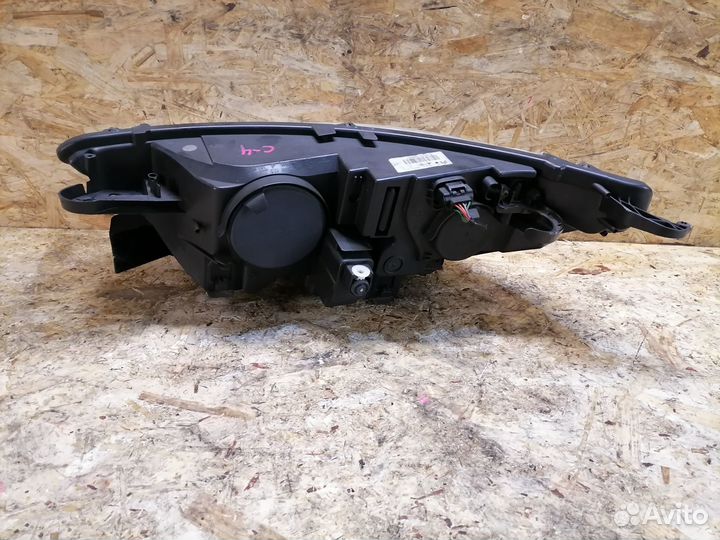 Фара правая галоген Citroen C4 2 B7