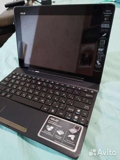Asus Transformer Pad TF300TG с док-станцией