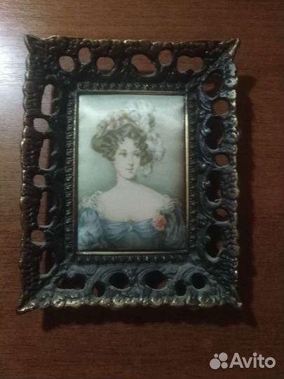 Шелкография в бронзовой рамке