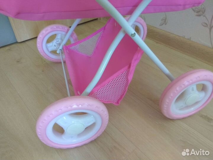Коляска кукольная