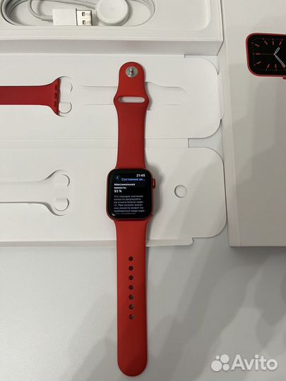 Часы Apple Watch 6 40mm Product RED