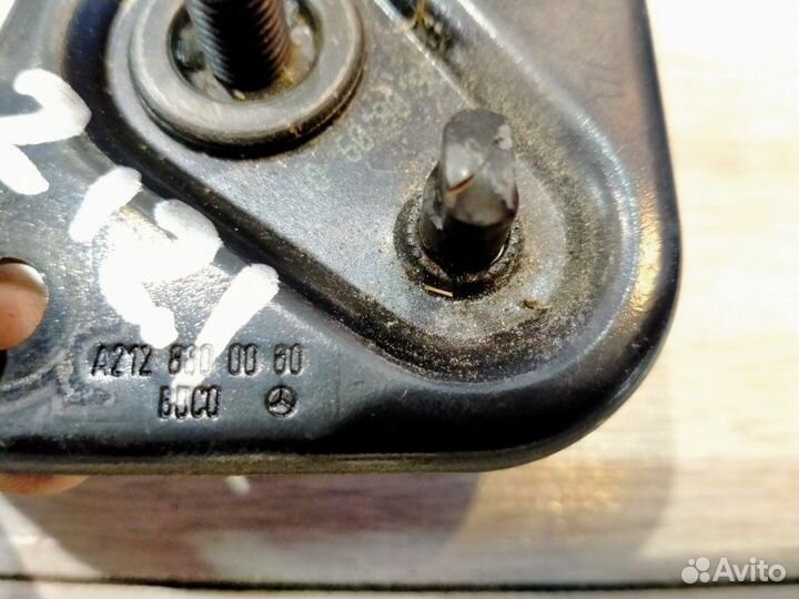 Петля капота Mercedes-Benz 212.054 E 300 212