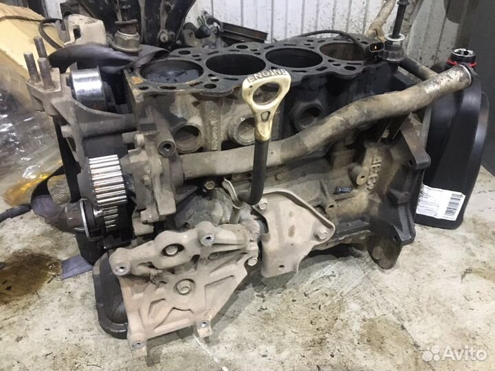 Двигатель в разбор 4g93gdi Mitsubishi Cedia