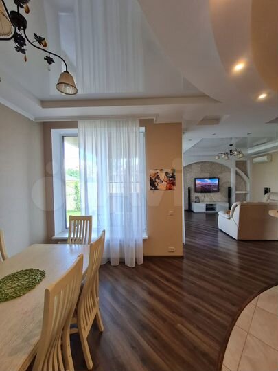 Дом 139 м² на участке 4 сот.