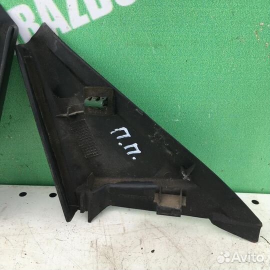 Накладка зеркала Ровер 4-серия