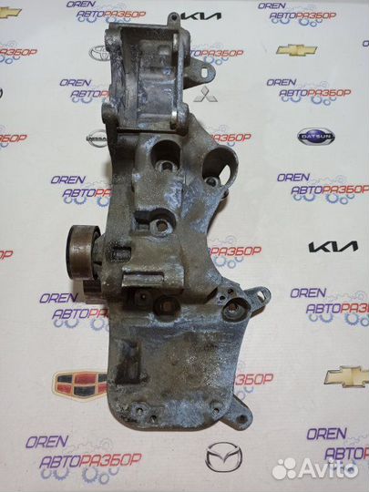 Кронштейн генератора Renault Duster 1.6 K4M 2013