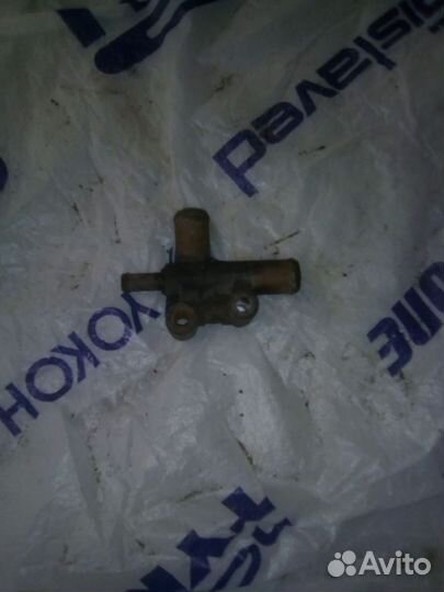 Тройник системы охлаждения Nexia Lanos 96352644